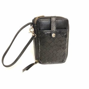 Elliott Lucca wristlet wallet